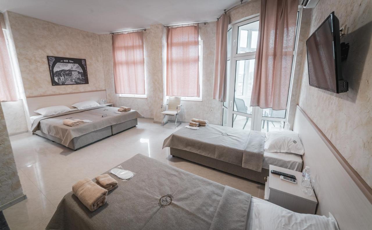 Kings View Hotel Veliko Tarnovo Ngoại thất bức ảnh