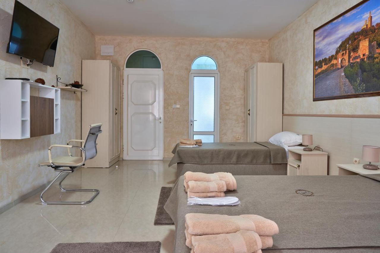 Kings View Hotel Veliko Tarnovo Ngoại thất bức ảnh