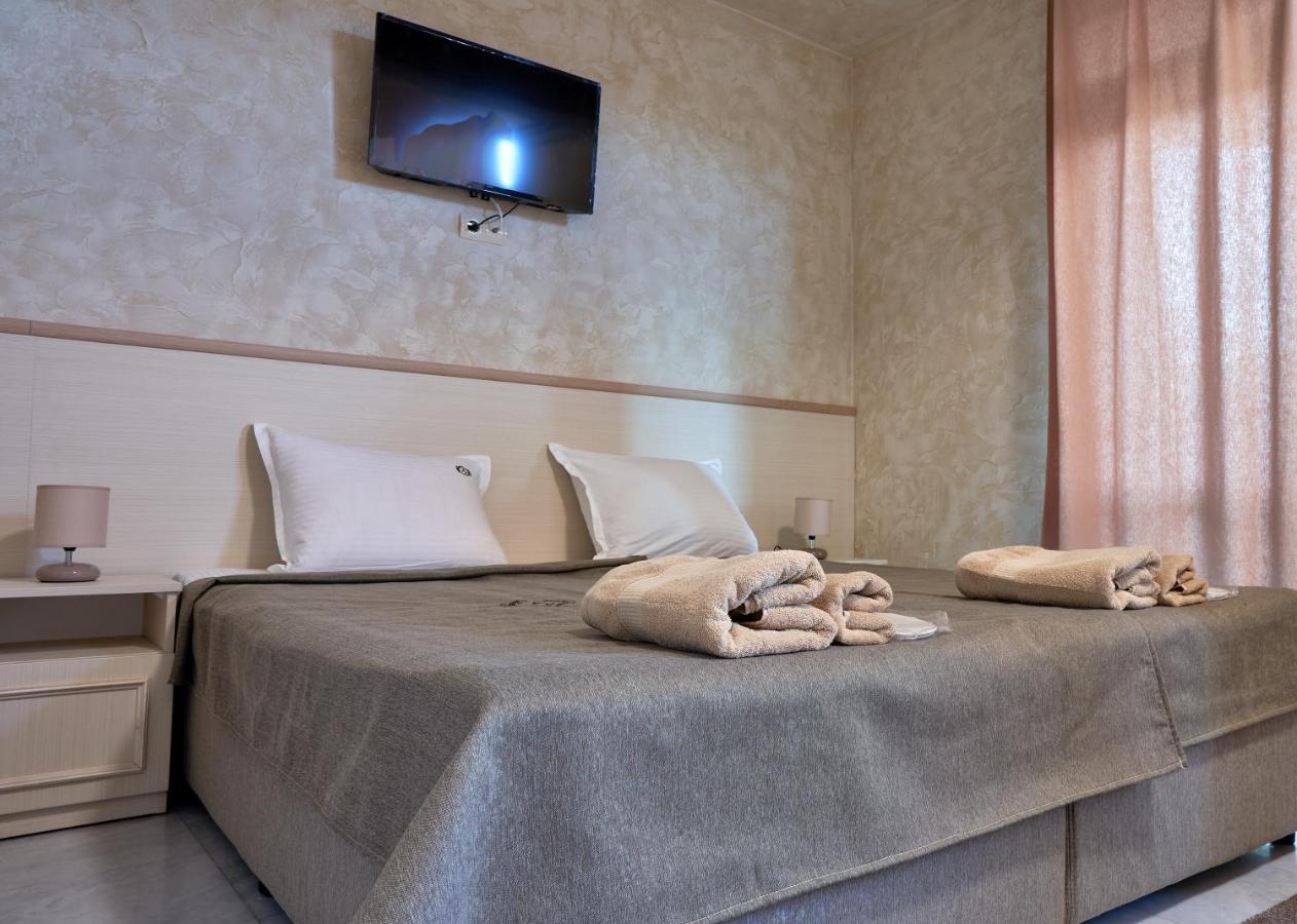 Kings View Hotel Veliko Tarnovo Ngoại thất bức ảnh