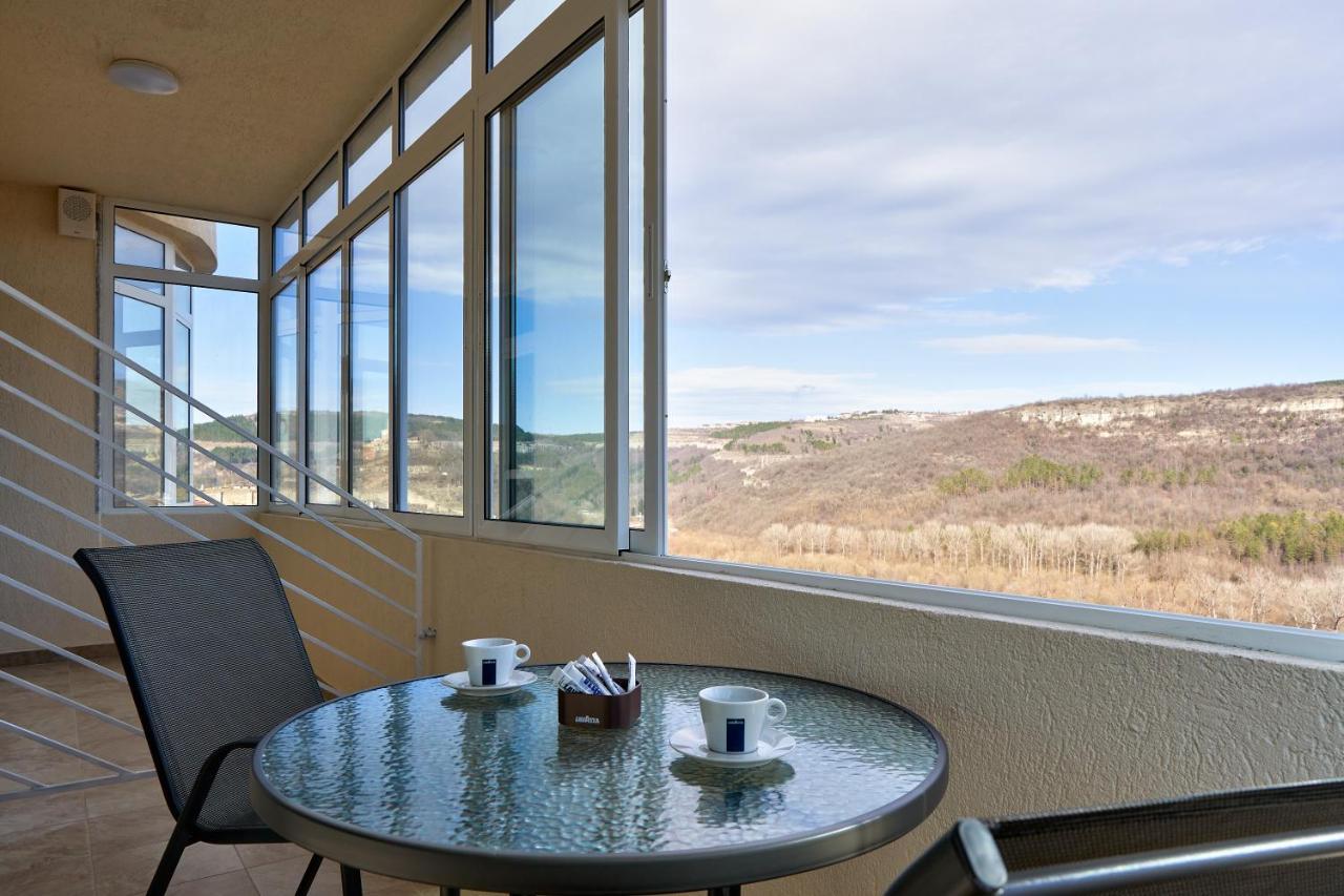 Kings View Hotel Veliko Tarnovo Ngoại thất bức ảnh